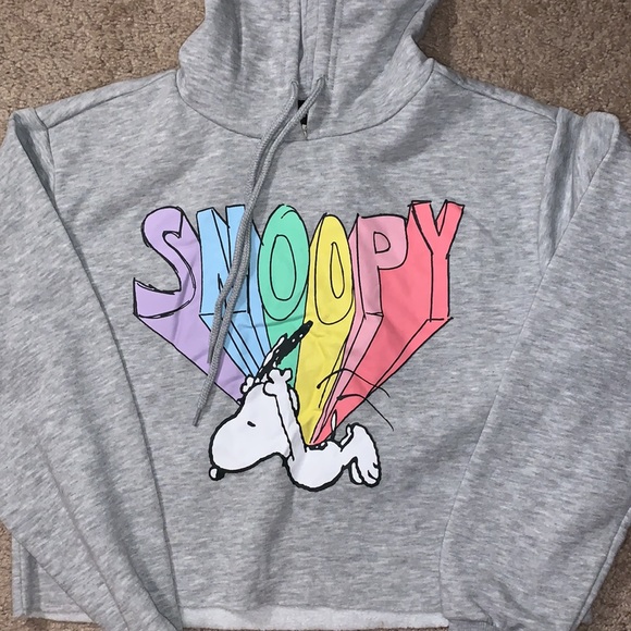 Super Snoopy Cropped Pullover Hoodie - Picture 4 of 9